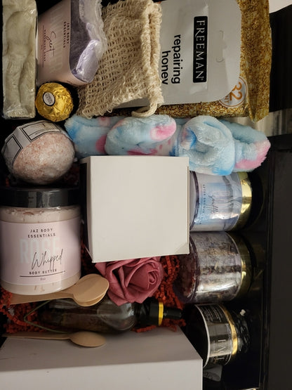 Pretty Queen Valentine's Self Care Box (Limited Edition)