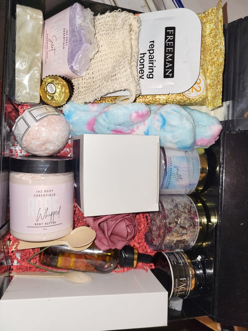Pretty Queen Valentine's Self Care Box (Limited Edition)