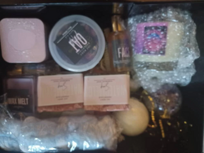 Pretty Queen Valentine's Self Care Box (Limited Edition)