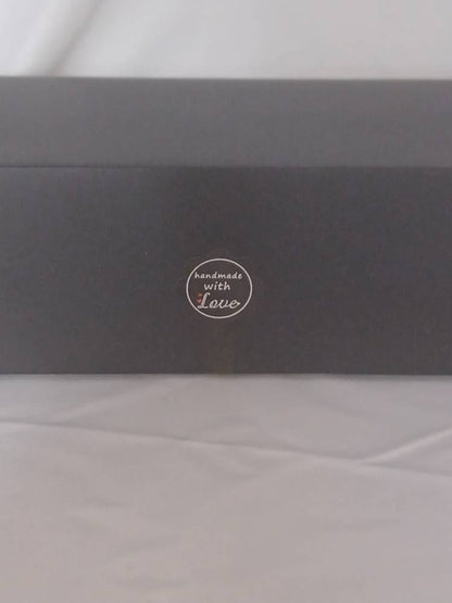 Pretty Queen Valentine's Self Care Box (Limited Edition)